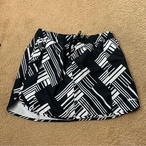 Slazenger golf black white print skort